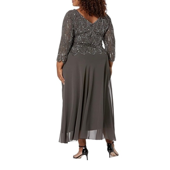 J Kara 3/4 Sleeve with Scallop Beaded Pop Over Gown NWT - Picture 4 of 5